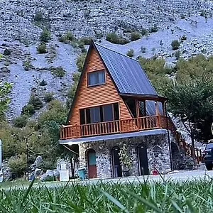 Selca Cem , Szkodra Albania