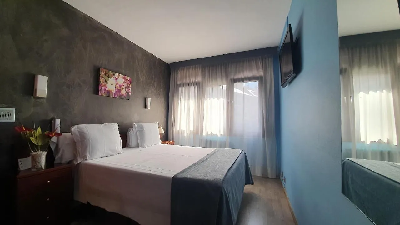 Hotel Les 7 Claus Andorra la Vella Andorra